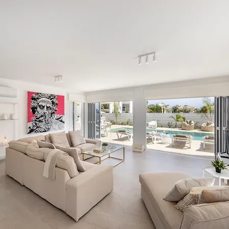 Villa Sunnyvillas-3br New Modern Villa-private Pool-blg