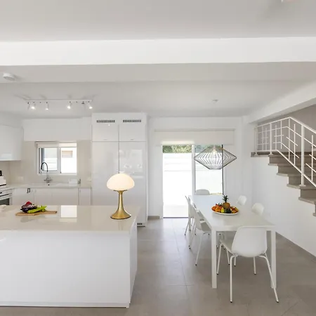 Sunnyvillas-3br New Modern Villa-private Pool-blg Villa *