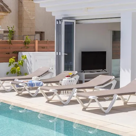 Sunnyvillas-3br New Modern Villa-private Pool-blg Villa *