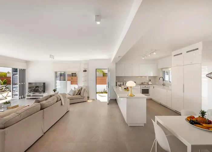 Villa Sunnyvillas-3br New Modern Villa-private Pool-blg Paralímni