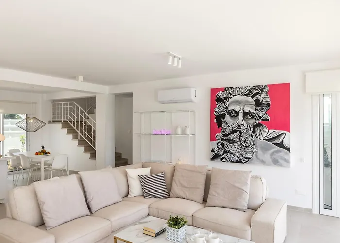 Sunnyvillas-3br New Modern Villa-private Pool-blg