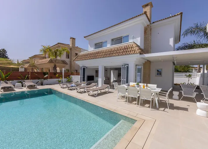 Villa Sunnyvillas-3br New Modern Villa-private Pool-blg *