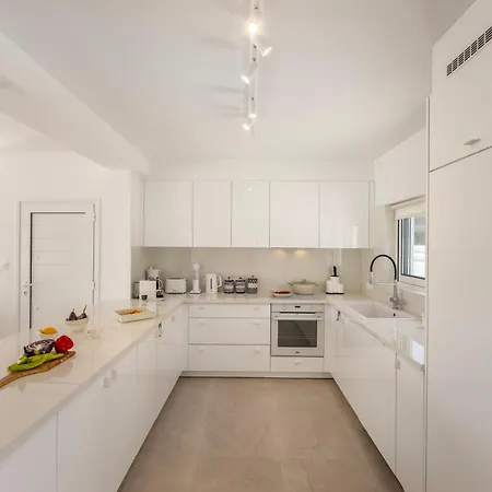 Sunnyvillas-3br New Modern Villa-private Pool-blg