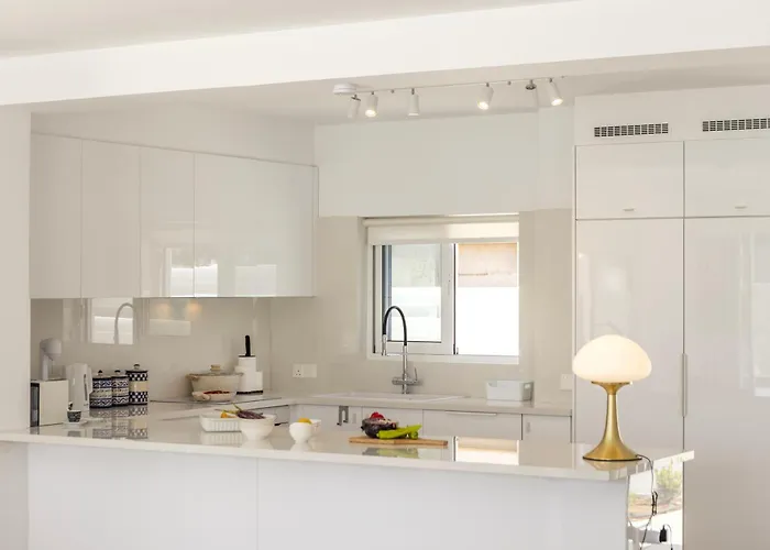 Sunnyvillas-3br New Modern Villa-private Pool-blg Villa