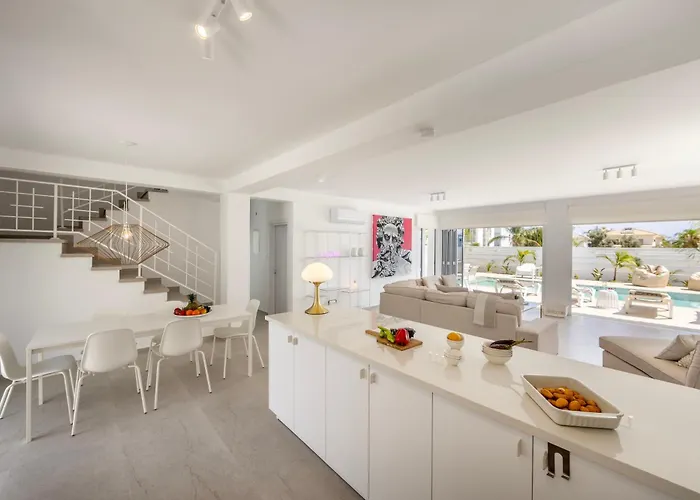 Sunnyvillas-3br New Modern Villa-private Pool-blg Paralímni