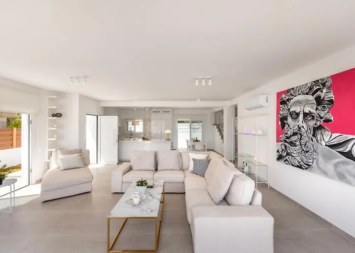 Villa Sunnyvillas-3br New Modern Villa-private Pool-blg *