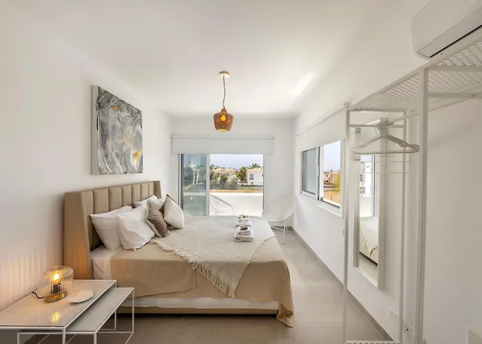 Вилла Sunnyvillas-3br New Modern Villa-private Pool-blg Паралимни