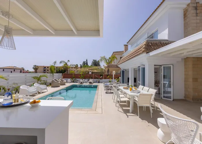 Villa Sunnyvillas-3br New Modern Villa-private Pool-blg *