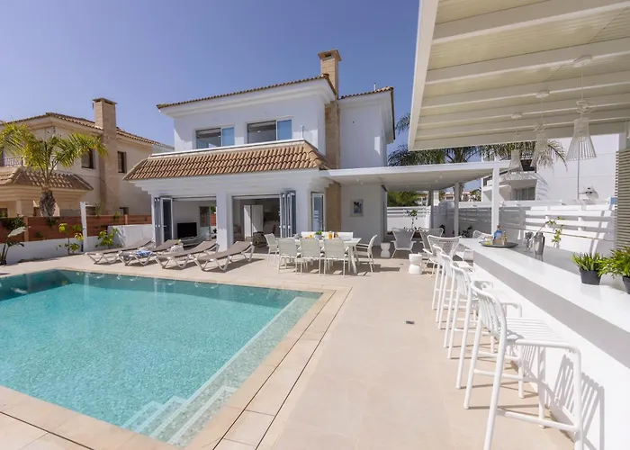 Sunnyvillas-3br New Modern Villa-private Pool-blg