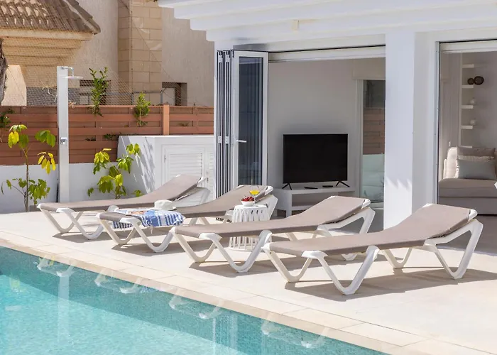 Sunnyvillas-3br New Modern Villa-private Pool-blg Villa *